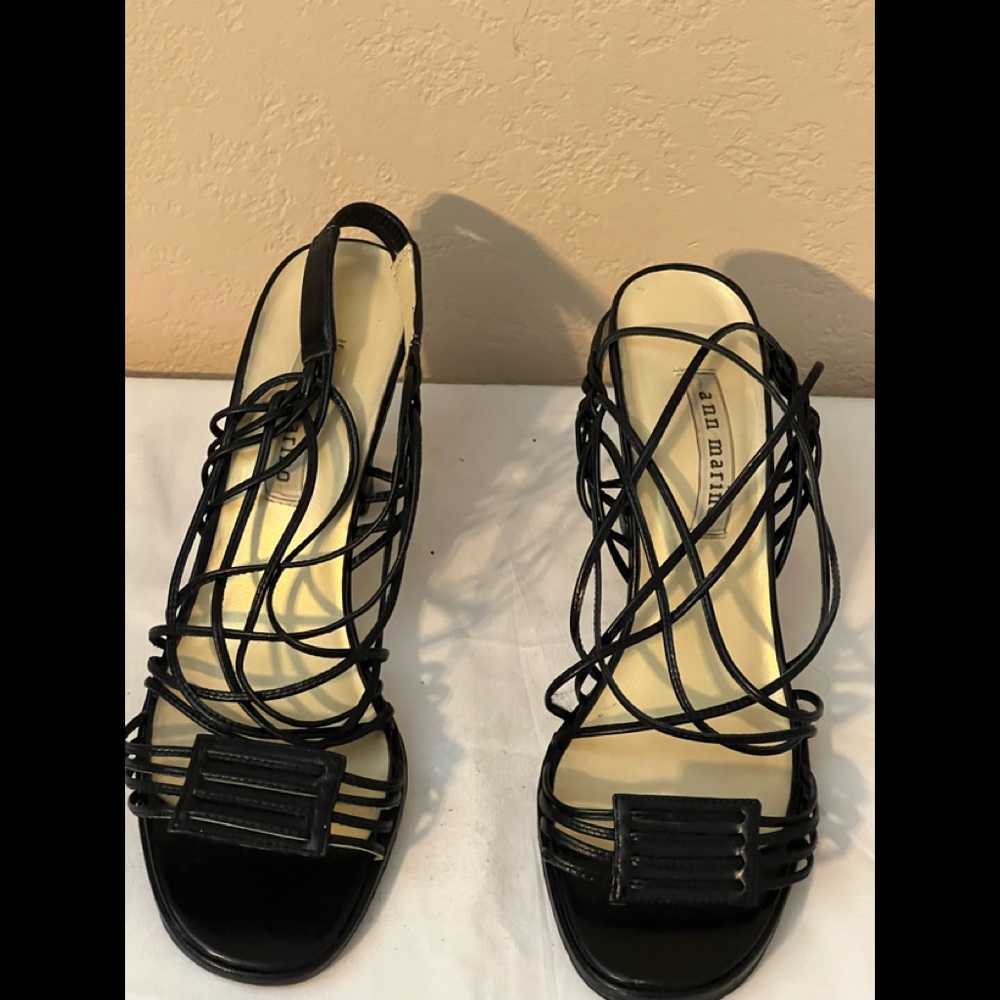 Ladies sandals
